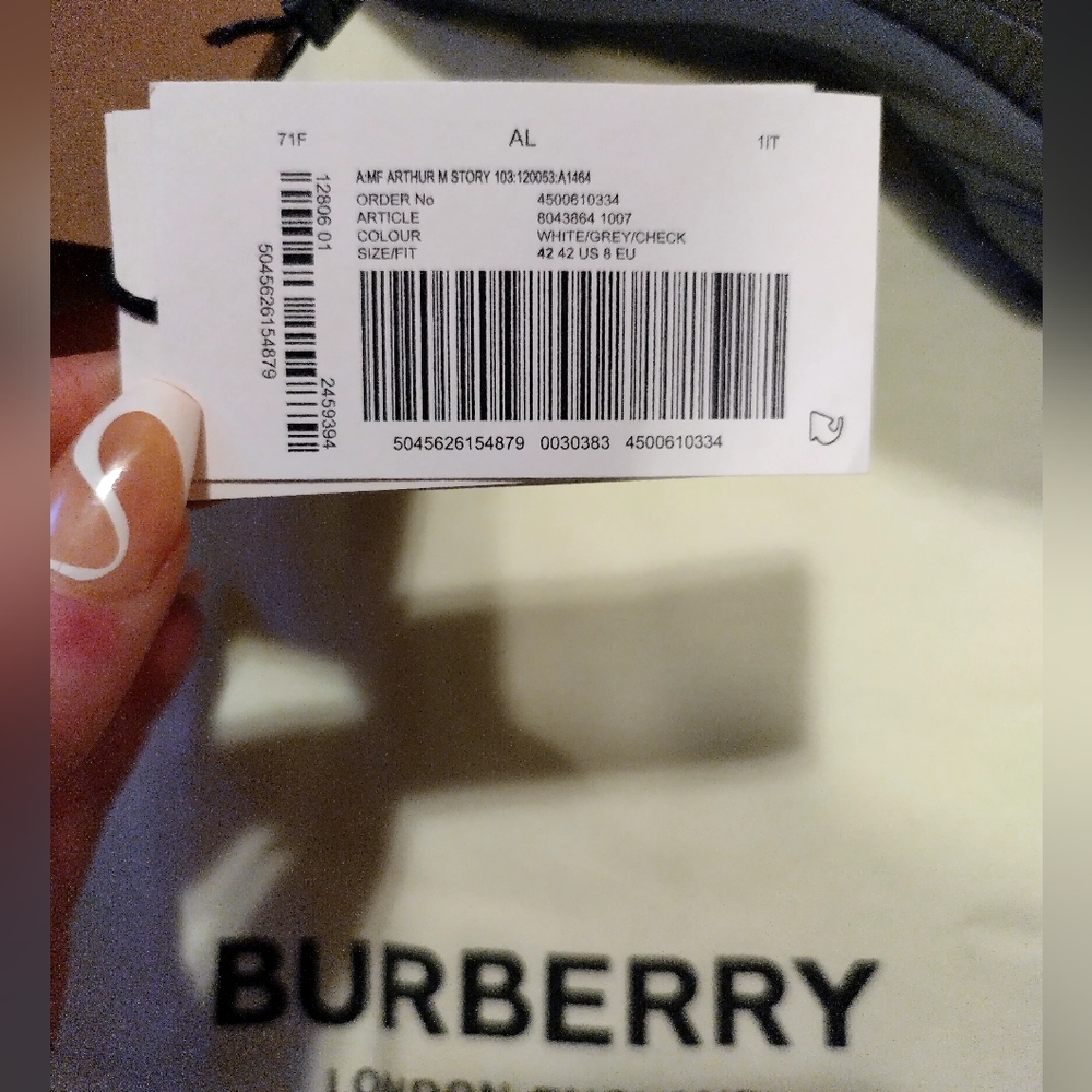 Burberry Arthur M Story Trainers - Picture 13 of 16